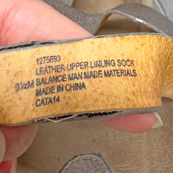 Sofft Slide Thong Sandals Pewter Women's 9.5M - Picture 8 of 12